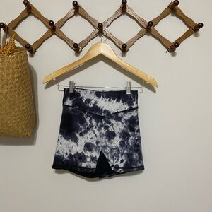 Balance Athletica The Cloud Short Black and White Tie-Dye Bike Shorts